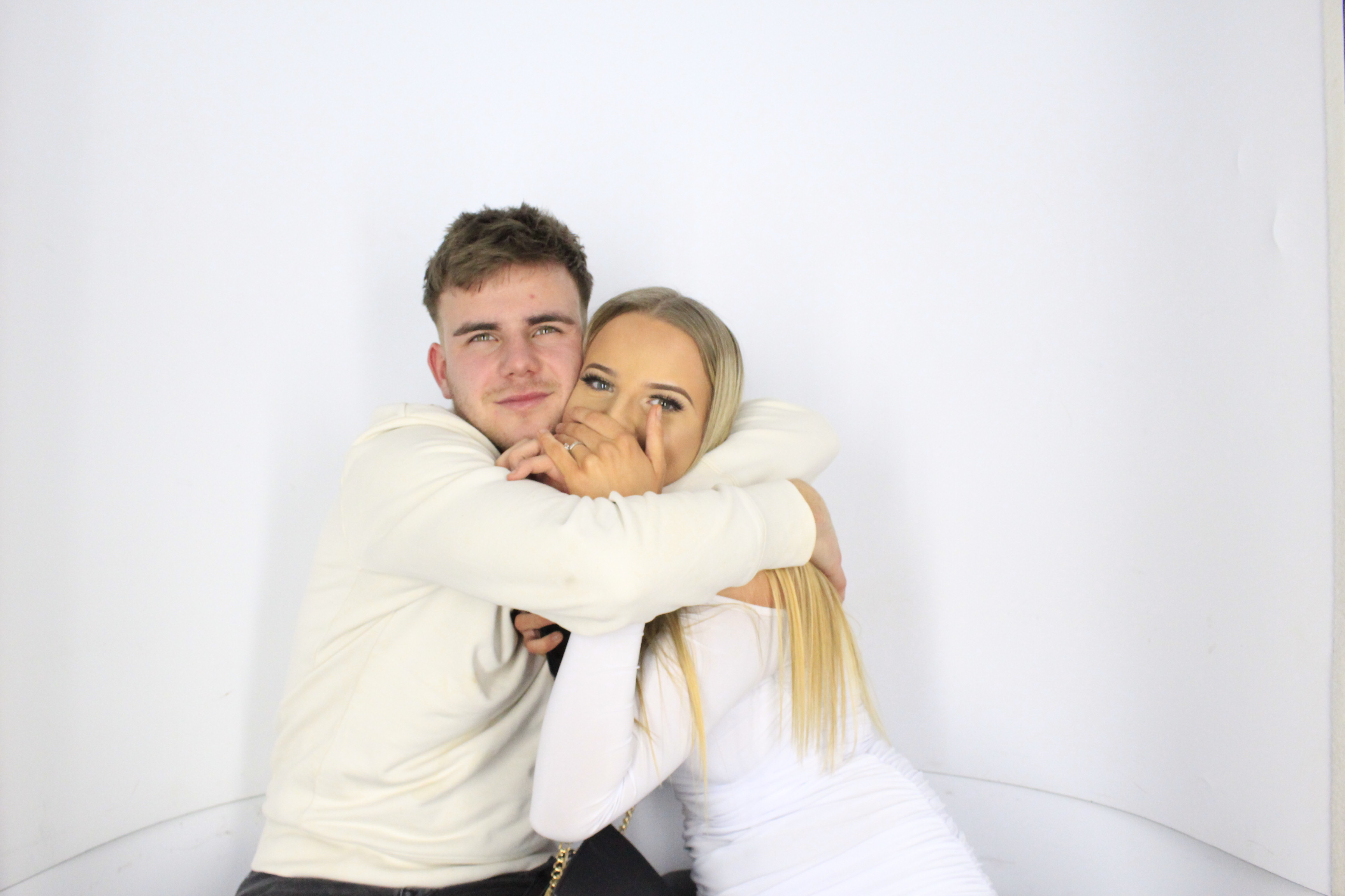 Issy & Alice's 18th Birthday Party | View more photos from the event at gallery.myphotoboothexperience.co.uk/u/MyPhotoBoothExperienceLtd/Issy-Alices-18th-Birthday-Party